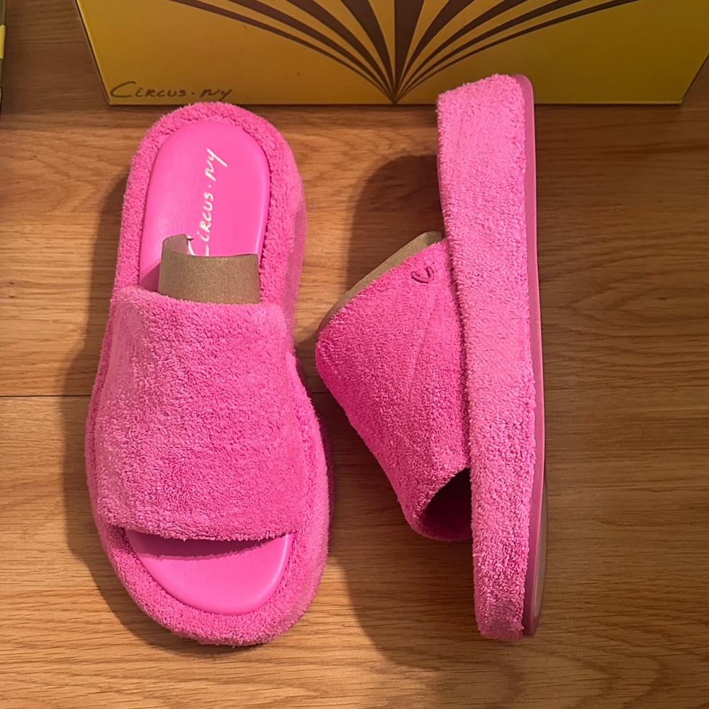 Circus by Sam Edelman Tasha Pink Terry Women’s Sandals